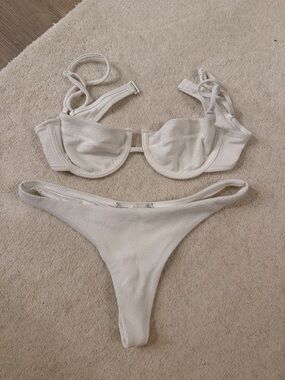 Mango White Textured Underwire Bikini Set